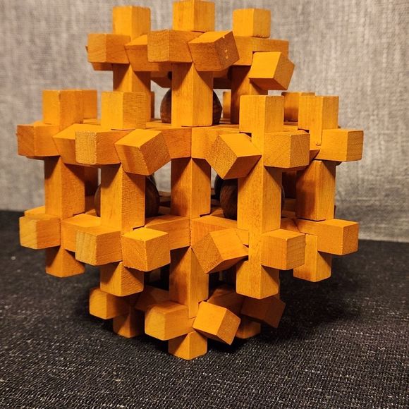 Arjeu Large Wooden Brain Teaser Wood Sculpture Puzzle Rare in Great Condition - Picture 2 of 8